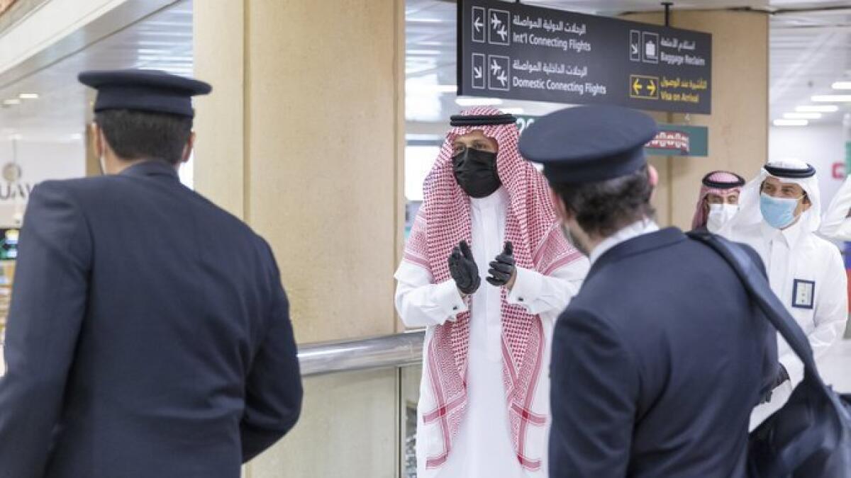 saudi arabia fights coronavirus, saudi los angeles flight, saudi airlines record flight, covid19 repatriation