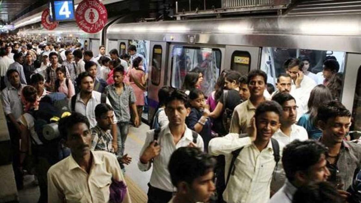 This lady cop reunites lost people at Delhi Metro with family