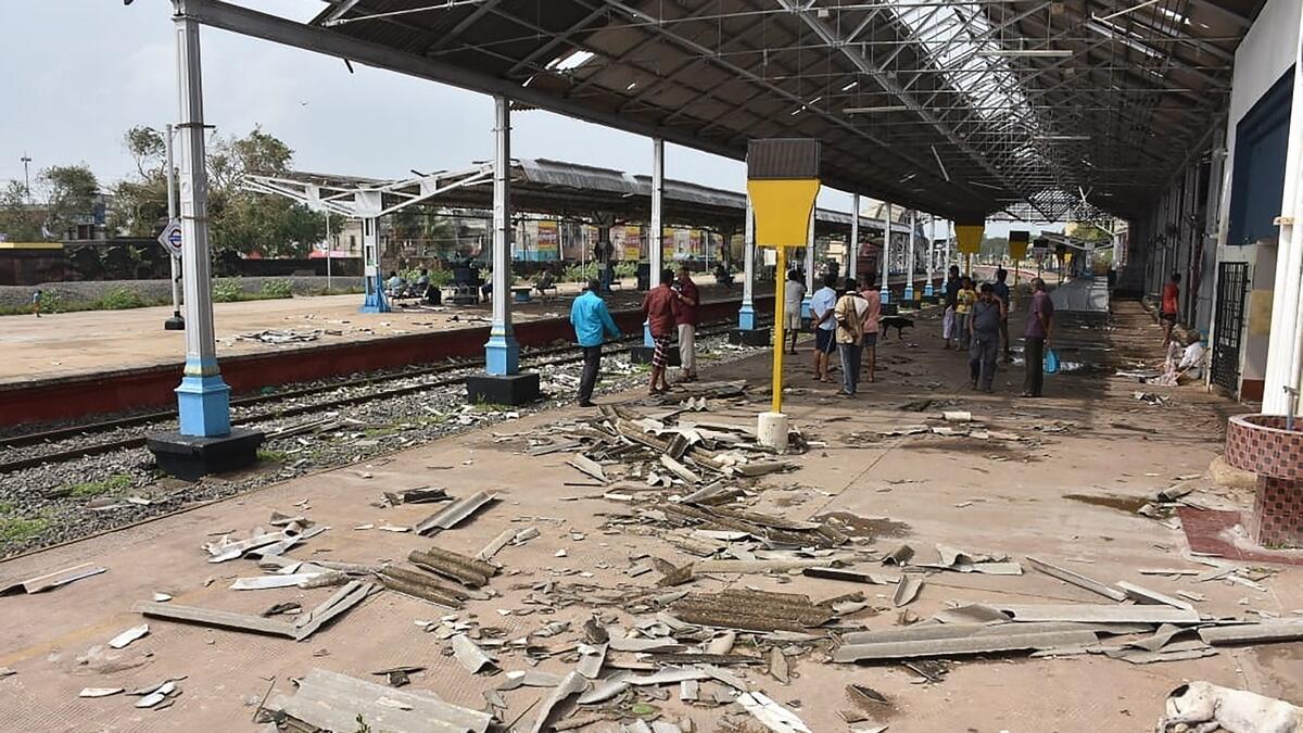 Cyclone Gaja kills 13, leaves trail of destruction in Tamil Nadu