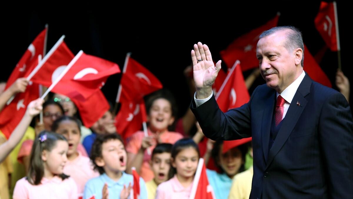 EU told to end membership talks with Ankara