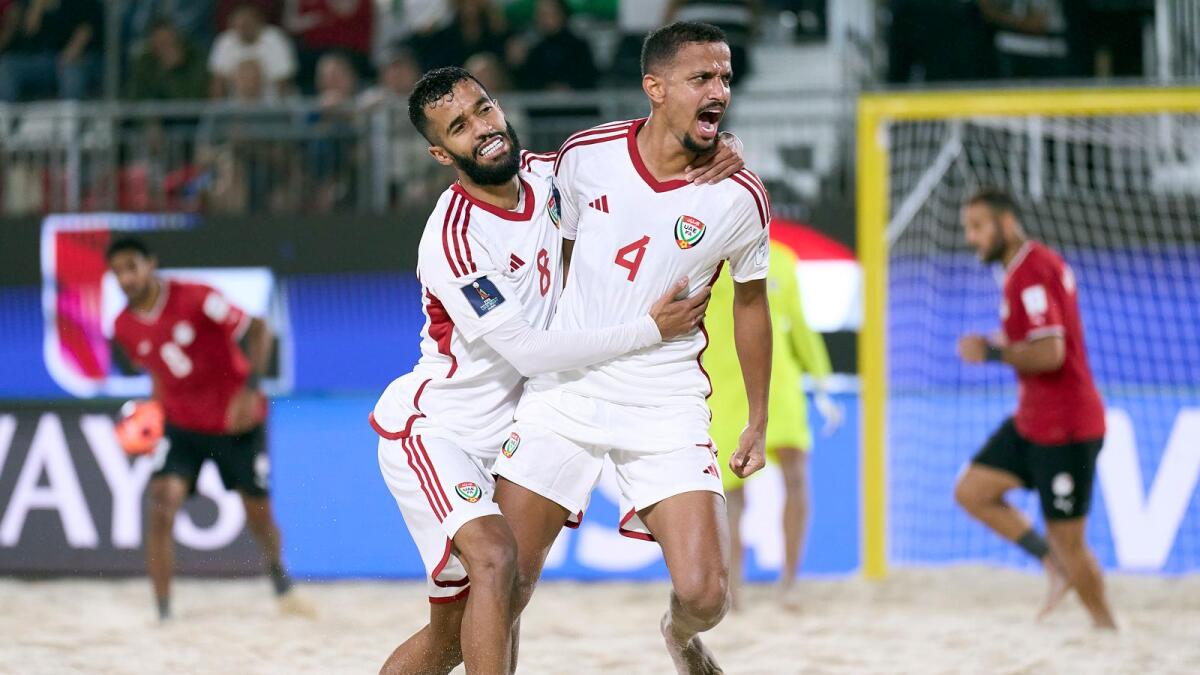 الإمارات تهزم مصر 2-1 في كأس العالم للكرة الشاطئية – خبر