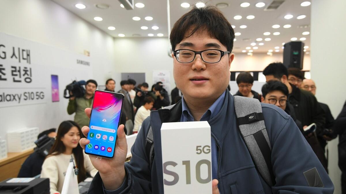Worlds first 5G phone released in South Korea