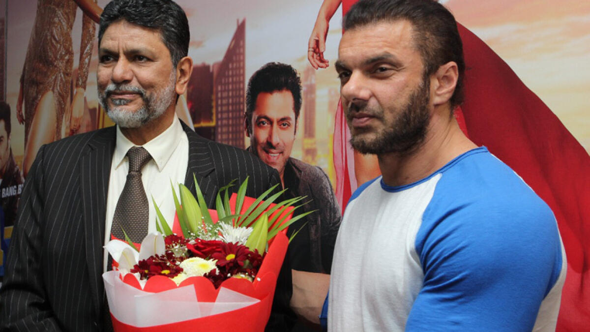 Mohamed Yahya Kazi Meeran, Director and Group Chief Executive Officer, Galadari Brothers, welcomes Bollywood actor Sohail Khan to the Khaleej Times office.