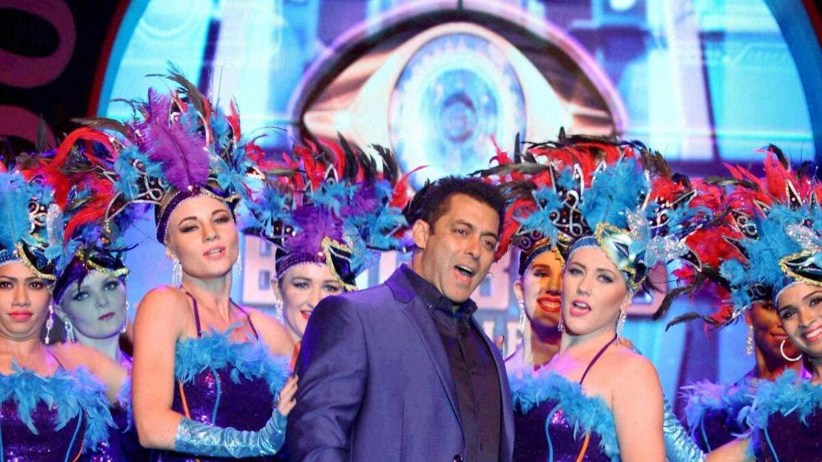 SRK too busy for Bigg Boss: Salman