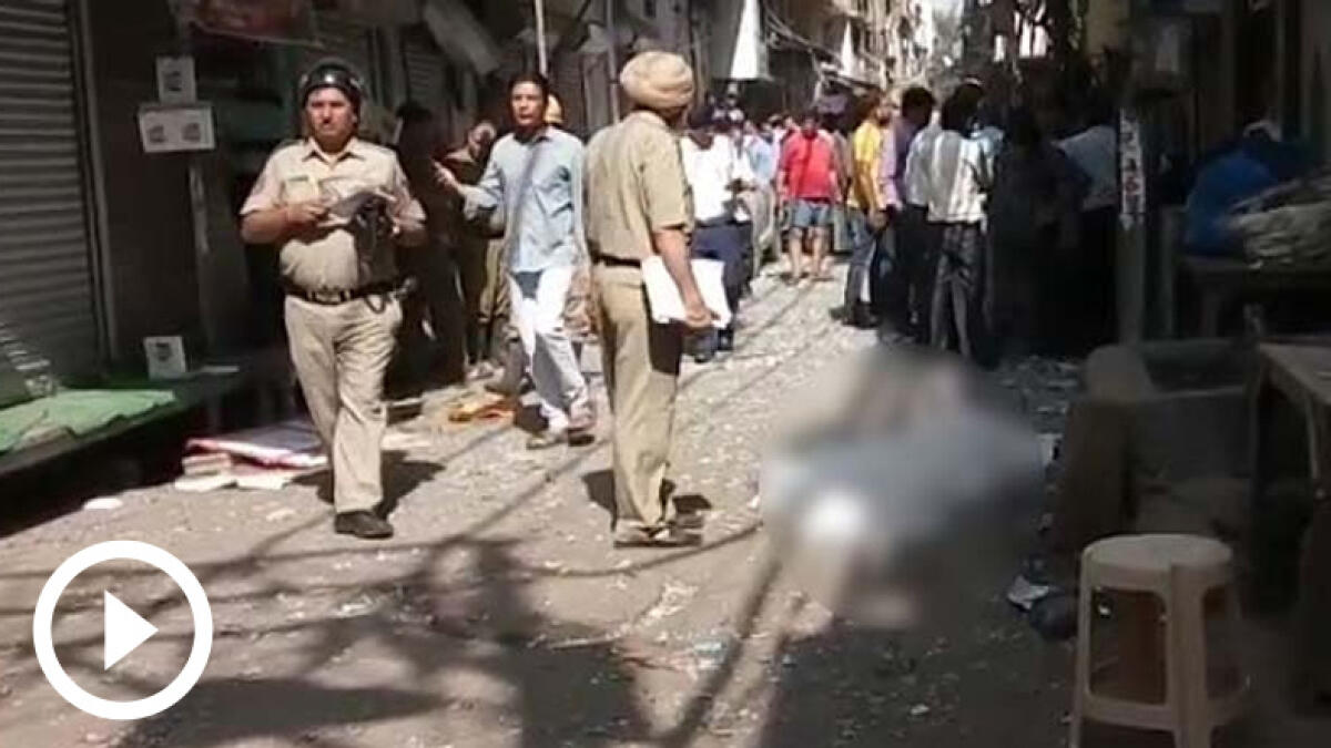 One killed, five injured in blast at Delhis Chandni Chowk