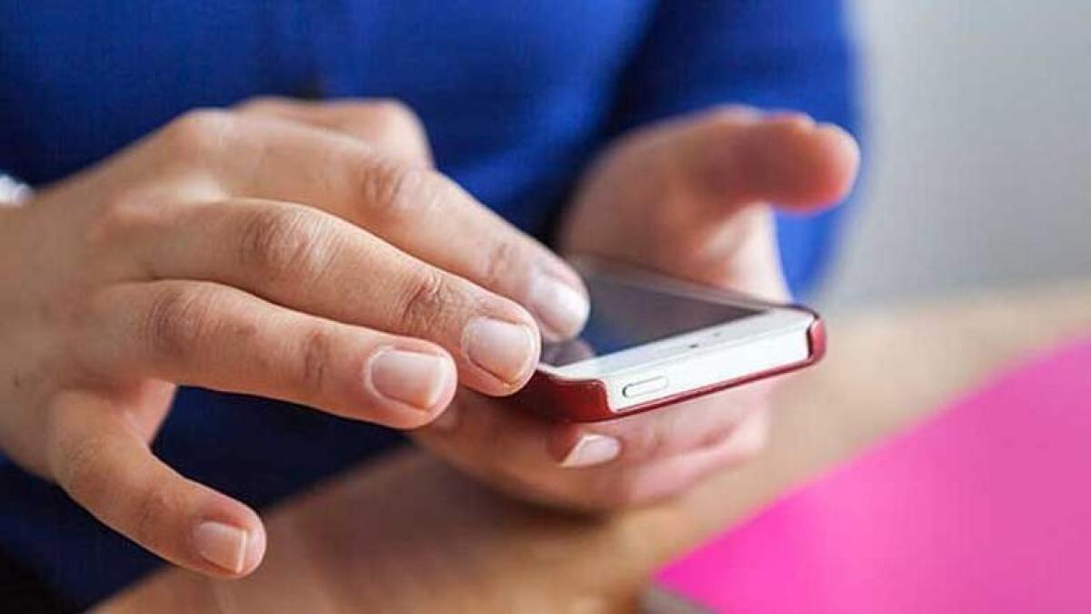 Suspicious wife lands in UAE court for checking cheating husbands phone