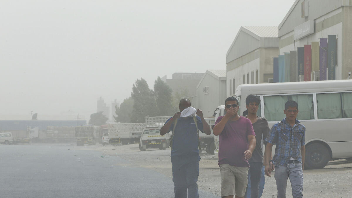 Sandstorm hit's Al Quoz in Dubai.- Photo by Leslie Pableo/ Khaleej Times