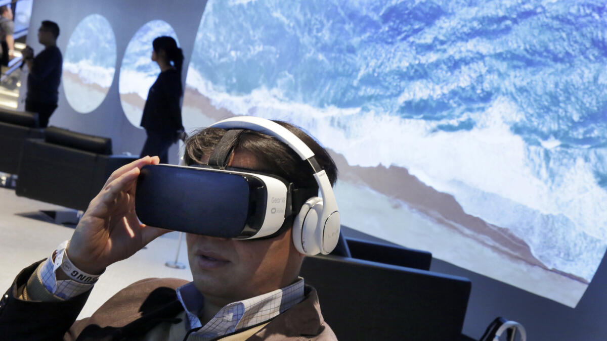 Samsung Gear expands virtual reality arsenal