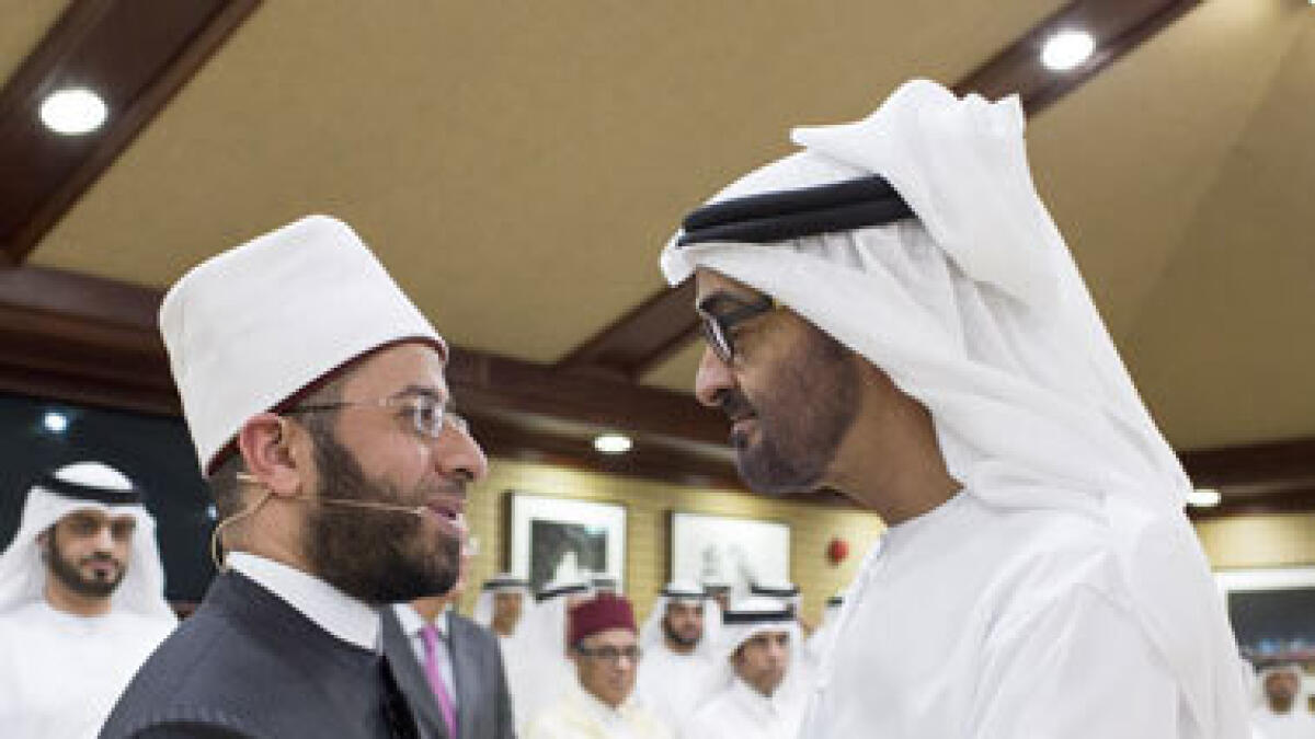 Mohammed bin Zayed attends lecture on extremism
