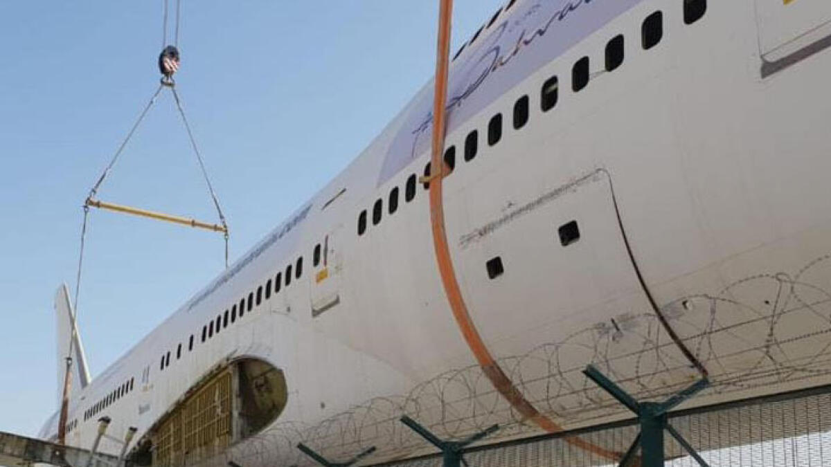 Government reacts to passenger jets Fujairah corniche landing reports