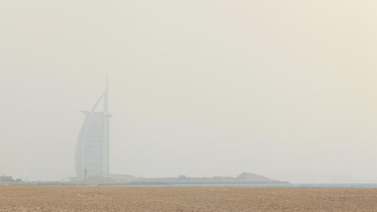 Dusty weather forecast for UAE, temperature to drop