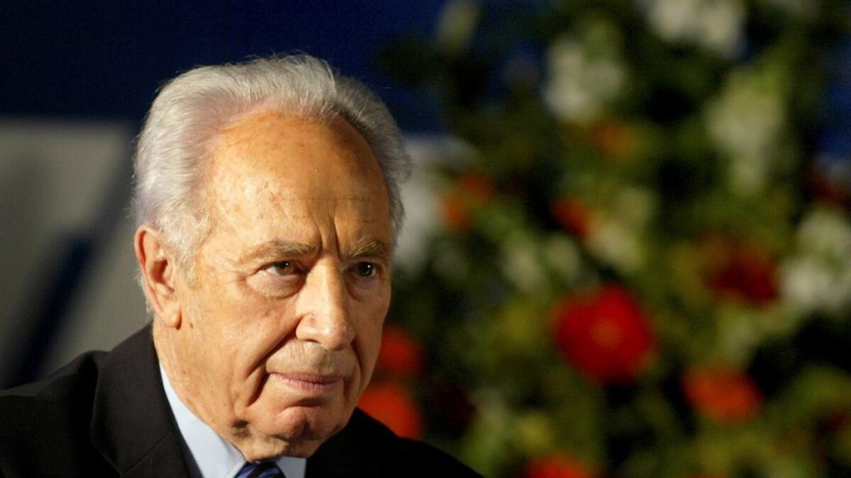 Former Israeli President Shimon Peres dies at 93