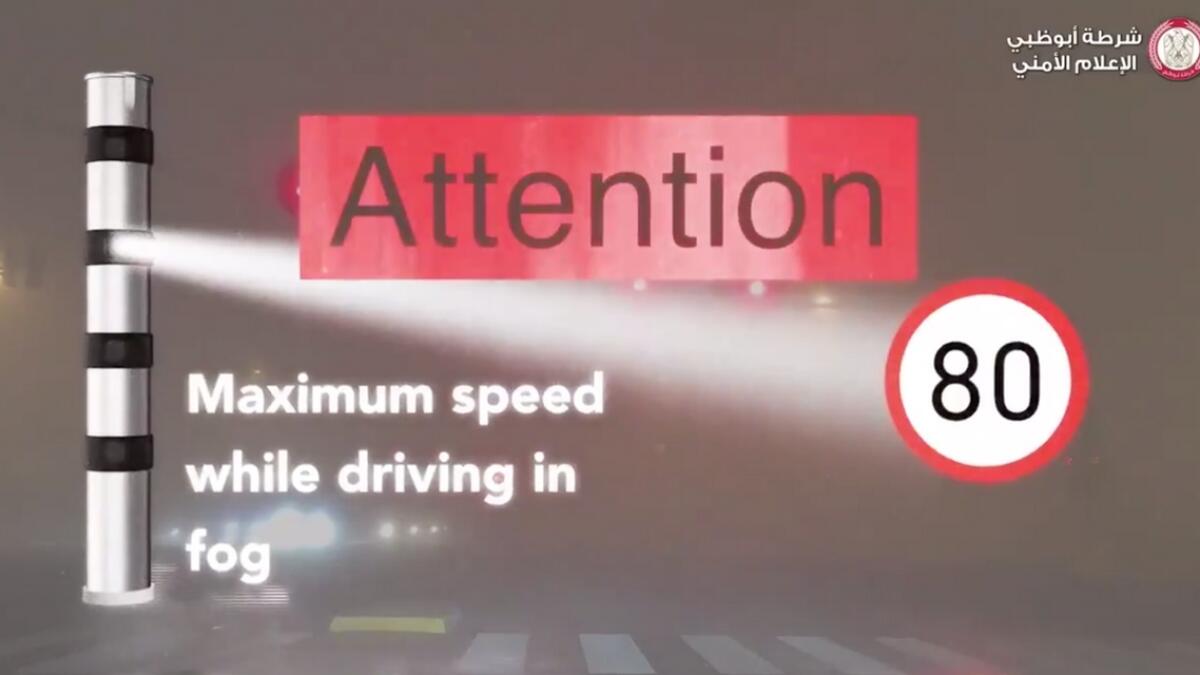 Abu Dhabi Police, speed limit, driving in fog
