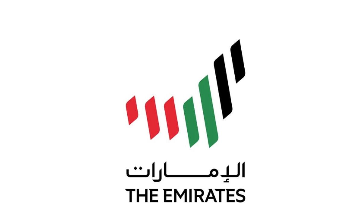 The winning logo is '7 Lines'.