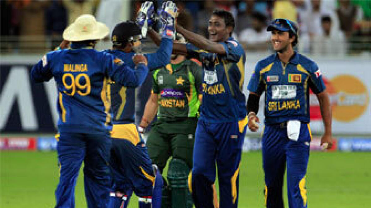 Sri Lanka beat Pakistan, stay on top in T20