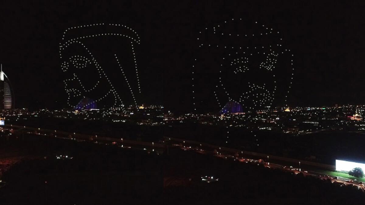 Video: 300 drones draw pictures of UAE leaders, set world record 