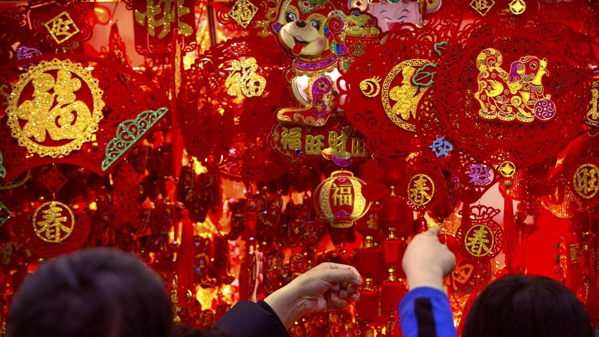 Millions of Chinese leave for Lunar holidays