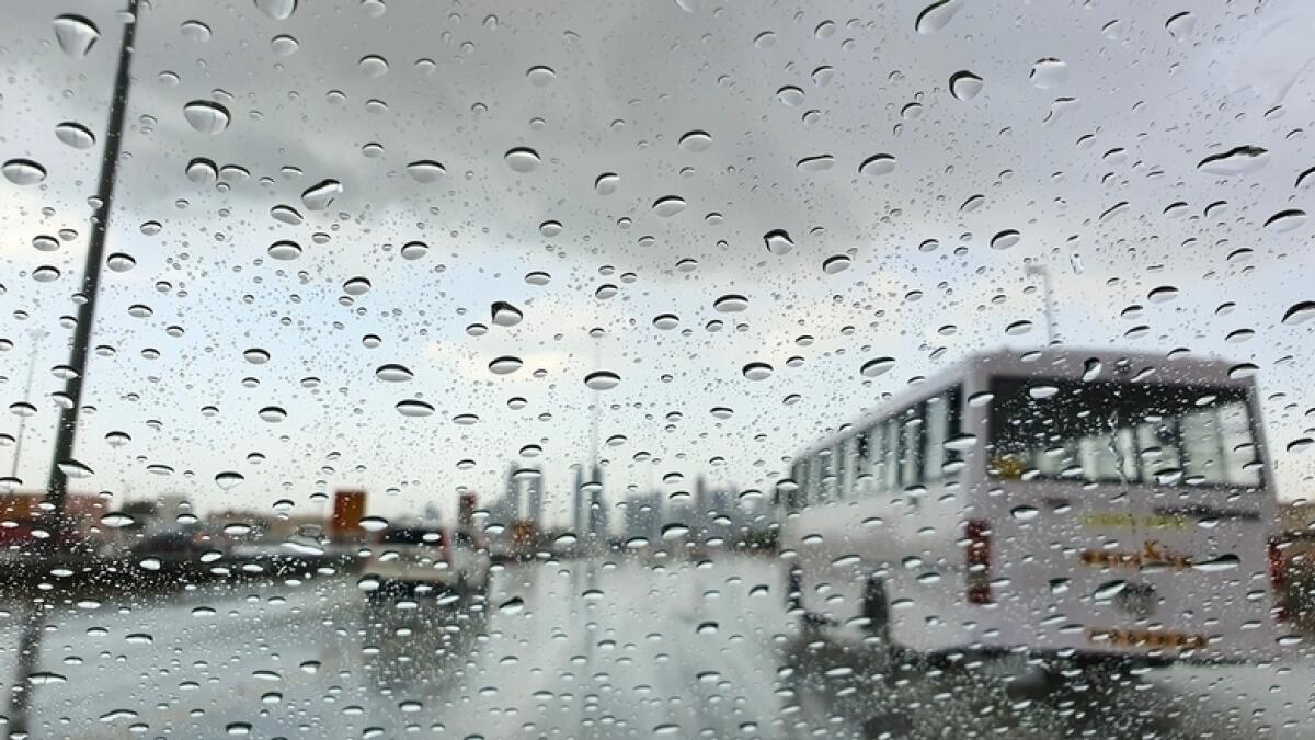 Dubai, public transport, rain , weather, RTA