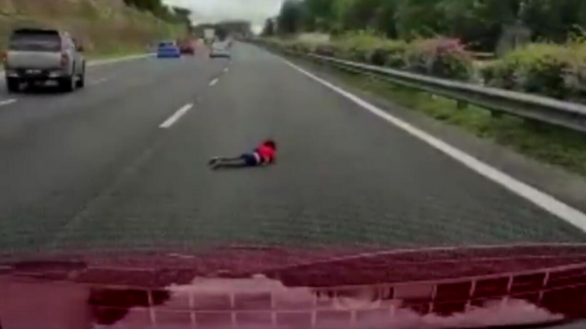 Malaysia, Toddler, accident, road accident 