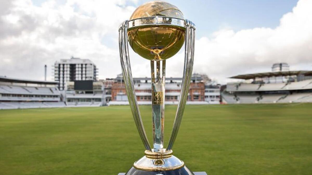 Channel 2 Group Corporation, Sports Flashes display ICC Cricket World Cup trophy in India