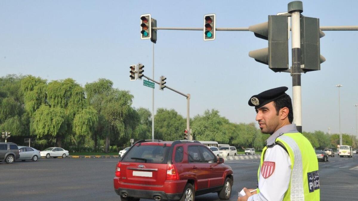 Abu Dhabi issues 100,000 fines for breaking road rules in 2016