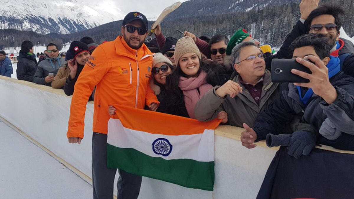 Video: Shahid Afridi poses with Indian flag in Switzerland