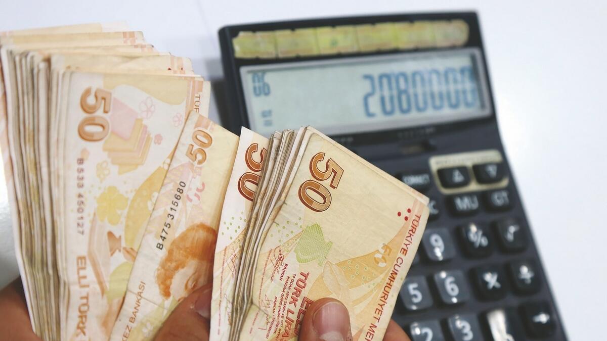 Turkey raises rates sharply, boosts lira