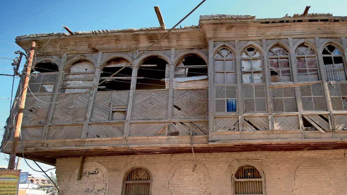 A building in Basra’s Old City is on the verge of collapse. — AFP 
