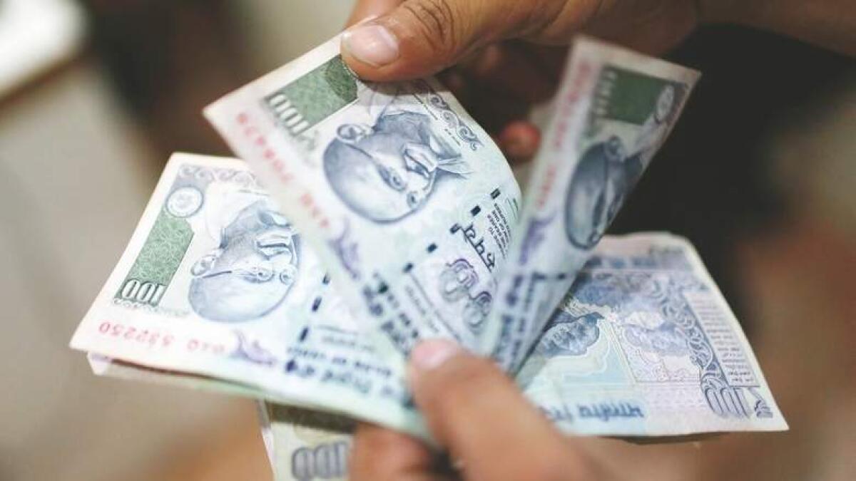 Have you been waiting to remit money? Rupee recovers slightly in early trade 