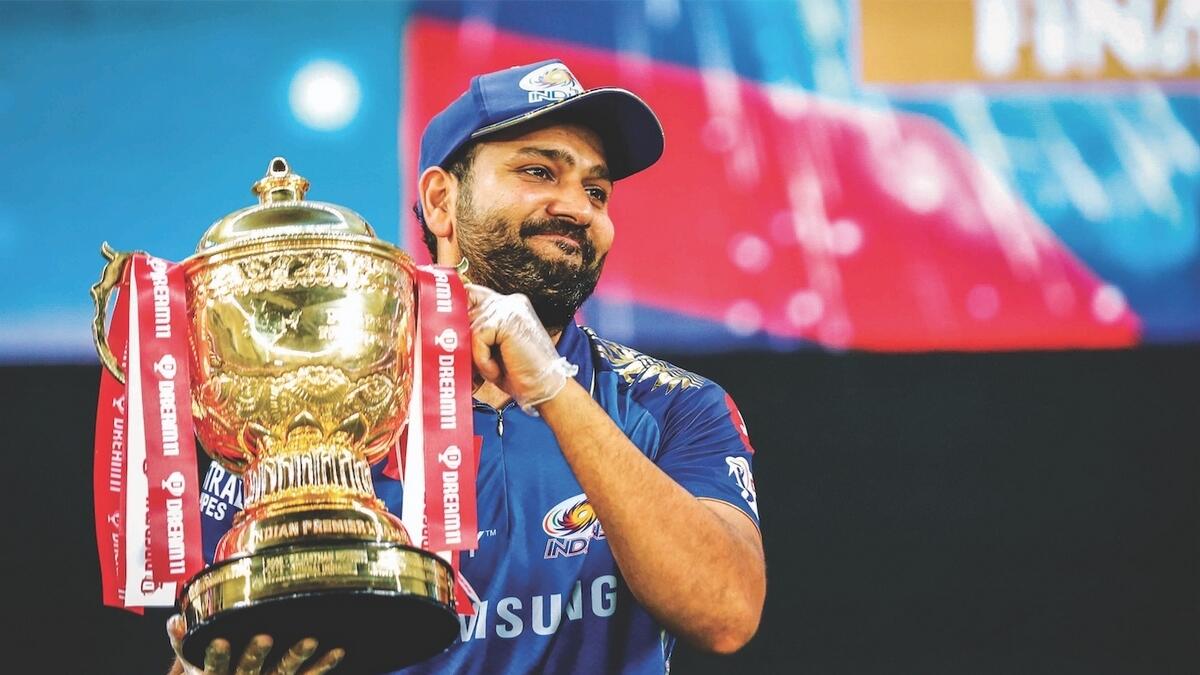 Mumbai Indians captain Rohit Sharma with the trophy after winning the IPL 2020. (BCCI)