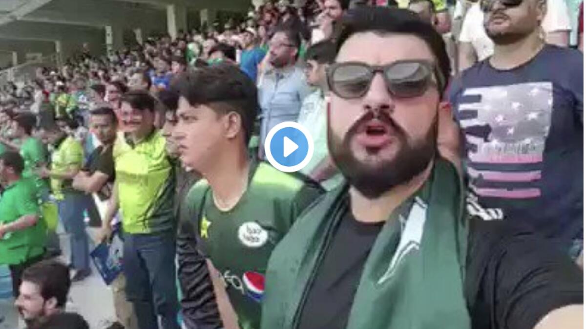  Video: Pakistani cricket fan sings Indian national anthem in Dubai 