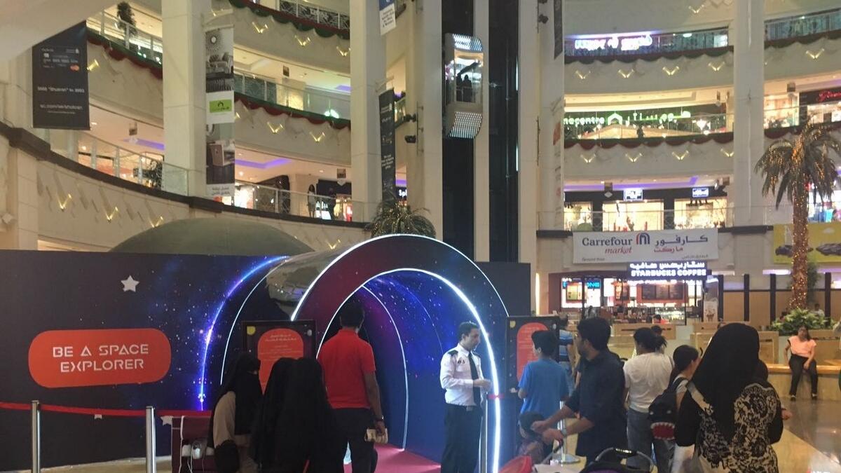 Video: Children become astronauts in this mall in Dubai