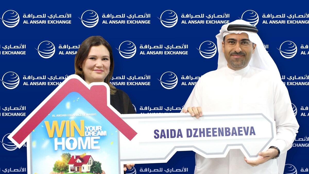 Woman exchanges $400 in Dubai, wins Dh500,000