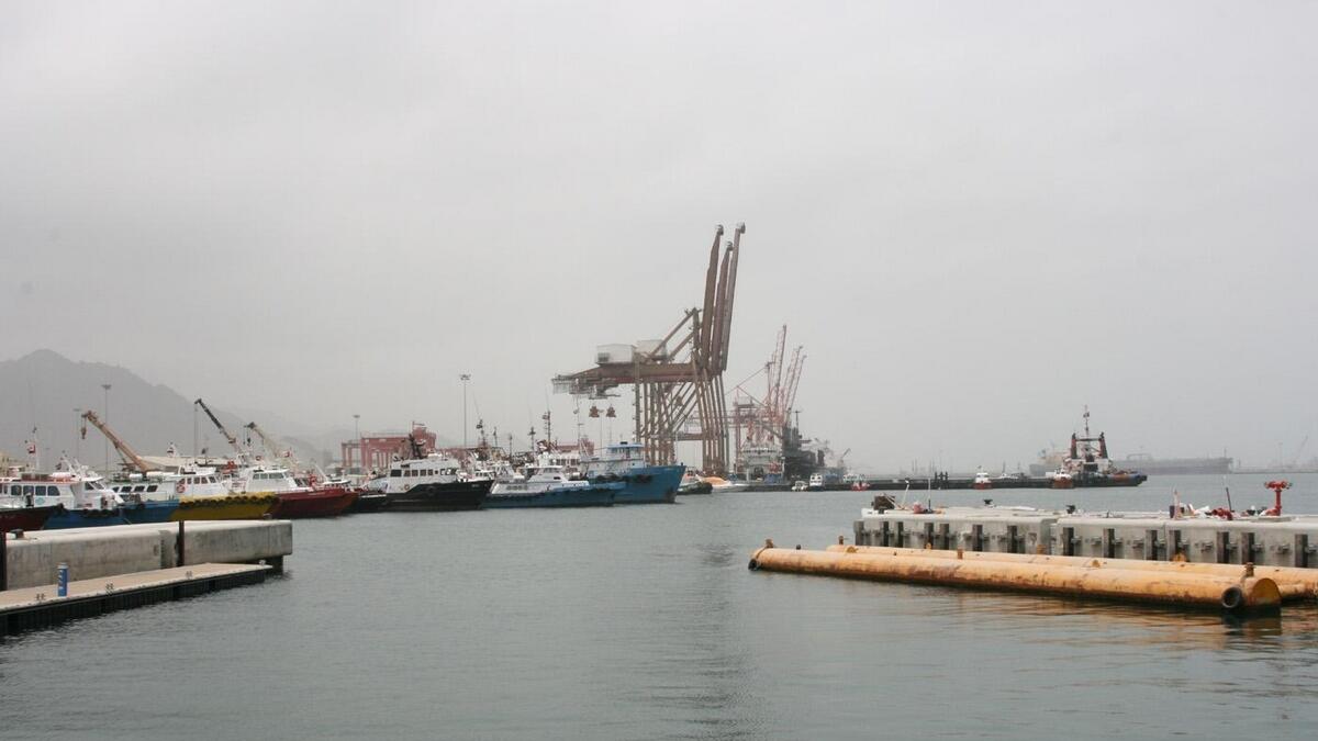 Fujairah denies reports of explosions at port