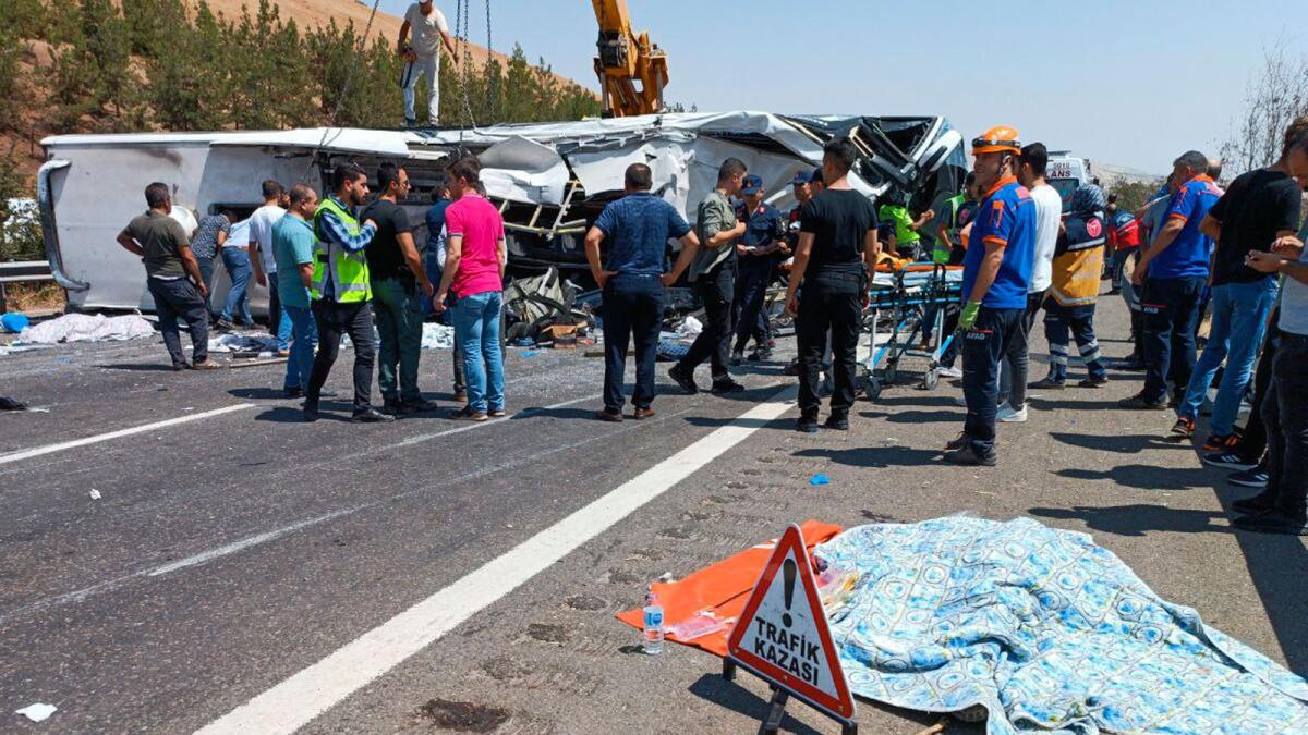 Emergency and rescue teams attend the scene after a bus crash accident on the highway between Gaziantep and Nizip, Turkey. –AP
