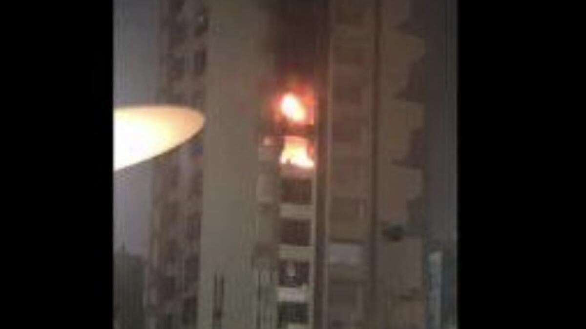 Video: Two dead in fire at residential high-rise in Mumbai