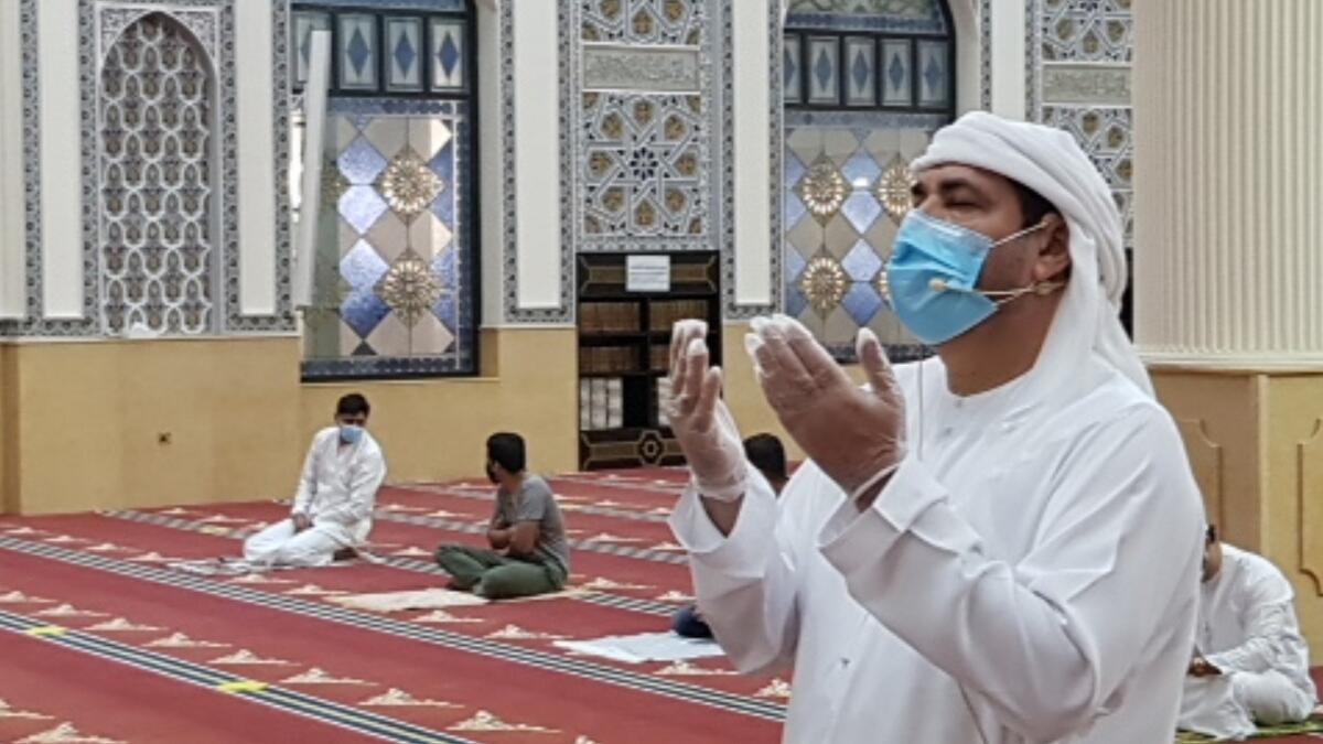 UAE doctors, reminders, stay safe, mosques, places of worship