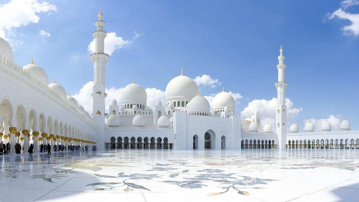 Soon, guided tours at iconic mosques in Abu Dhabi 