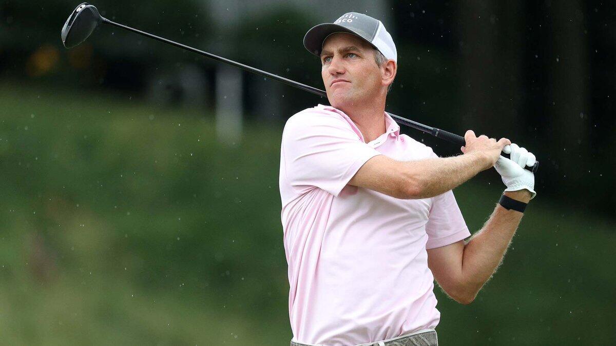 Brendon Todd, chasing his third win of the 2019-2020 season, posted nine birdies in a bogey-free round. - Twitter