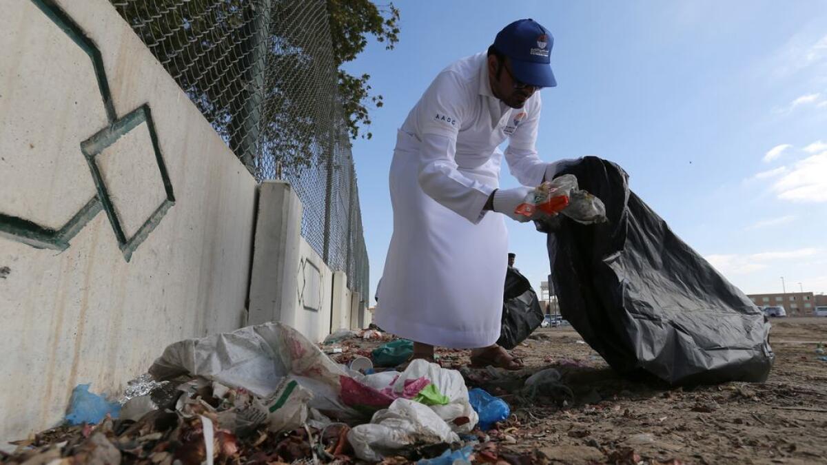 1,676kg waste removed from Al Wathba reserve