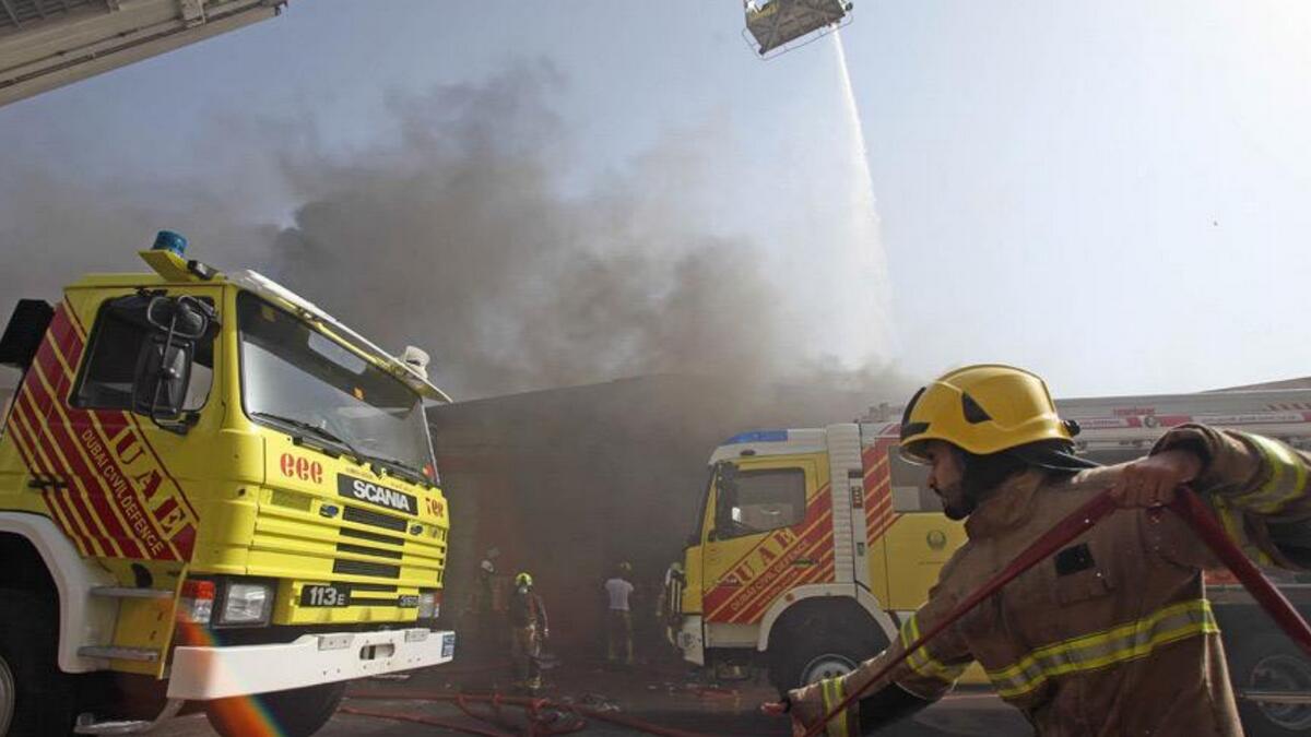 Firefighters put out blaze at Dubai construction site