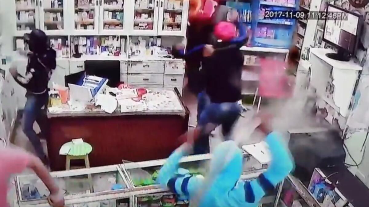 Video: Shopkeeper attacked brutally with swords in Egypt 