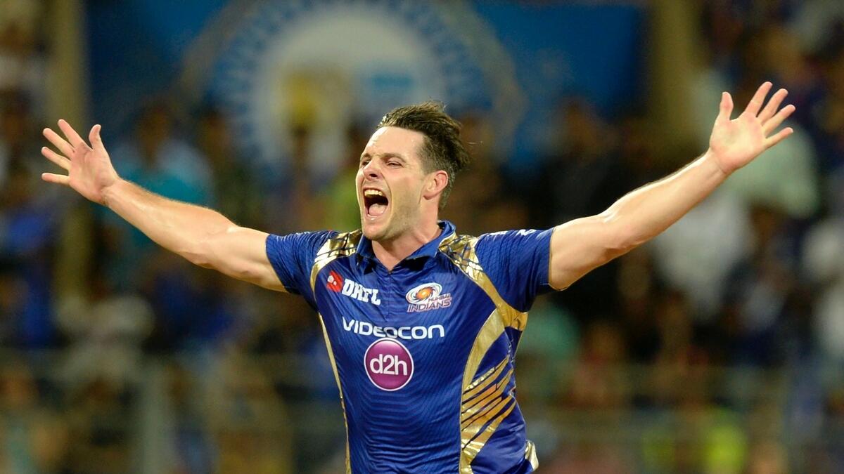 Mumbai extend lead at the top with sixth win