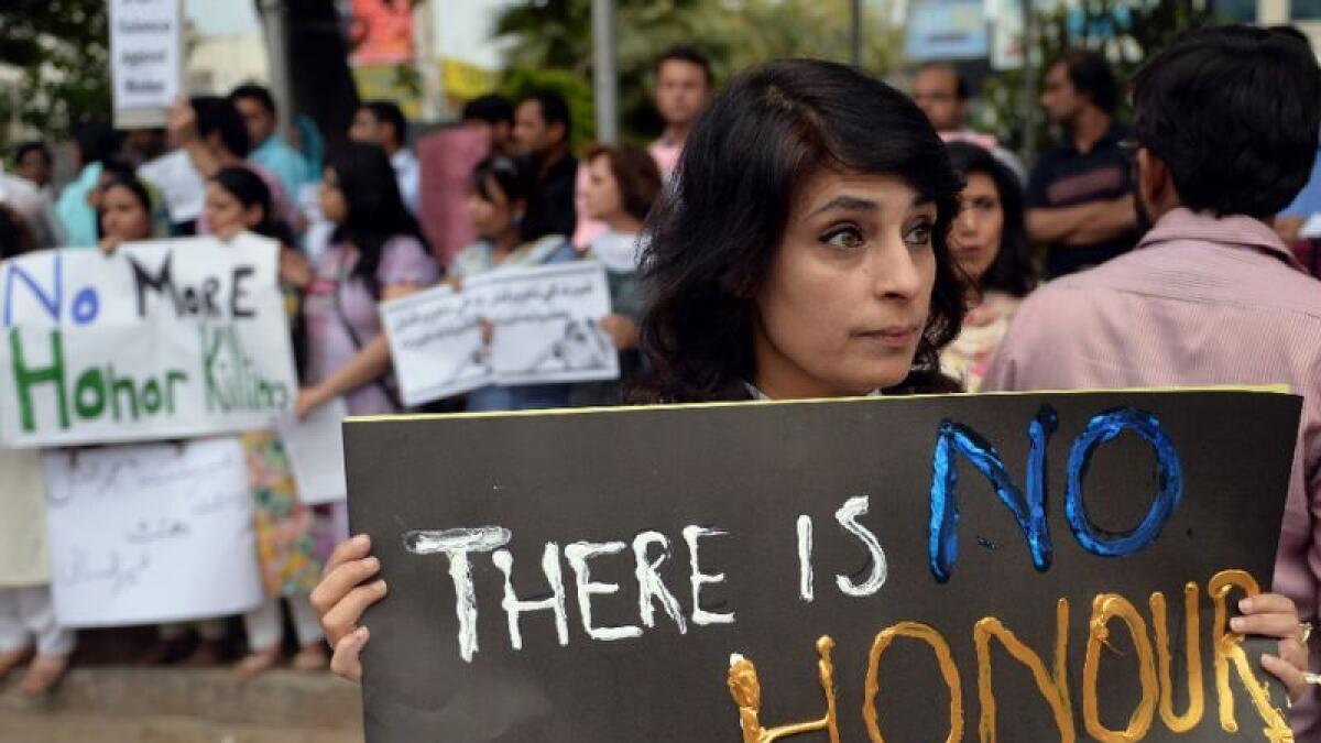  Pakistani man suffocates teenage daughter to death for honour