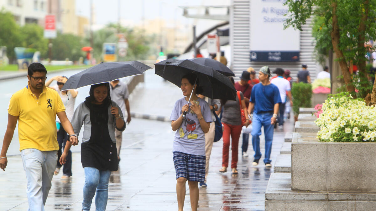 Motorists to stay vigilant during heavy rain across UAE