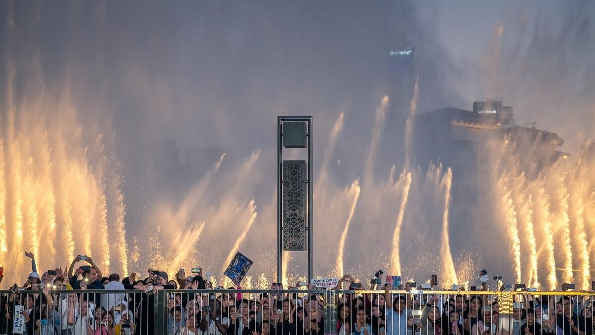 Dubai Fountain performs first-ever K-pop song