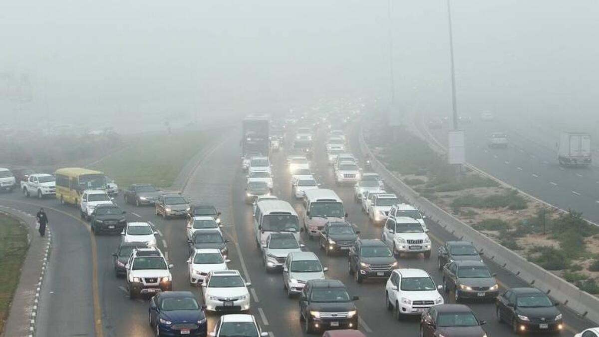 fog, uae, weather alert, dubai traffic