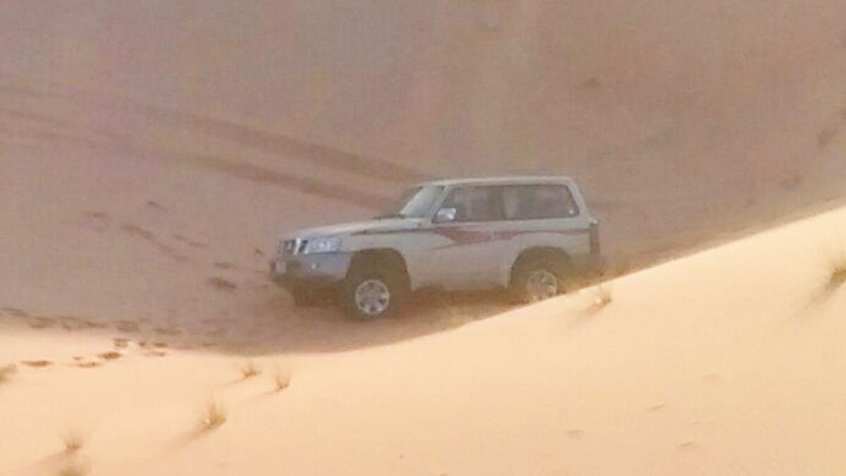 Abu Dhabi Police rescue 60-year-old stranded in desert
