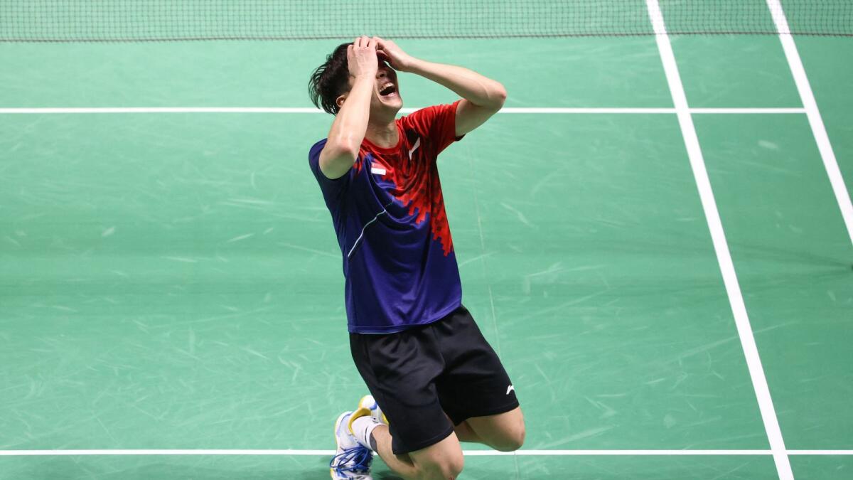 Singapore's Loh Kean Yew celebrates after beating India's Srikanth Kidambi in the final. (AFP)