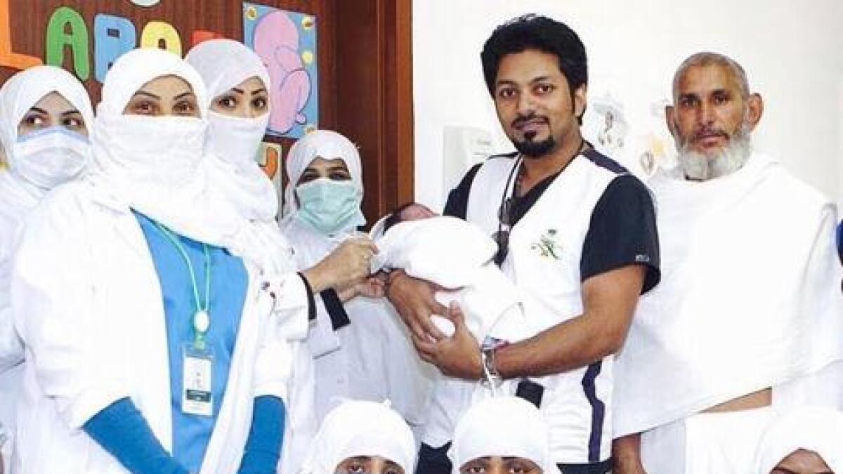 Pakistani Haj pilgrim gives birth to baby boy